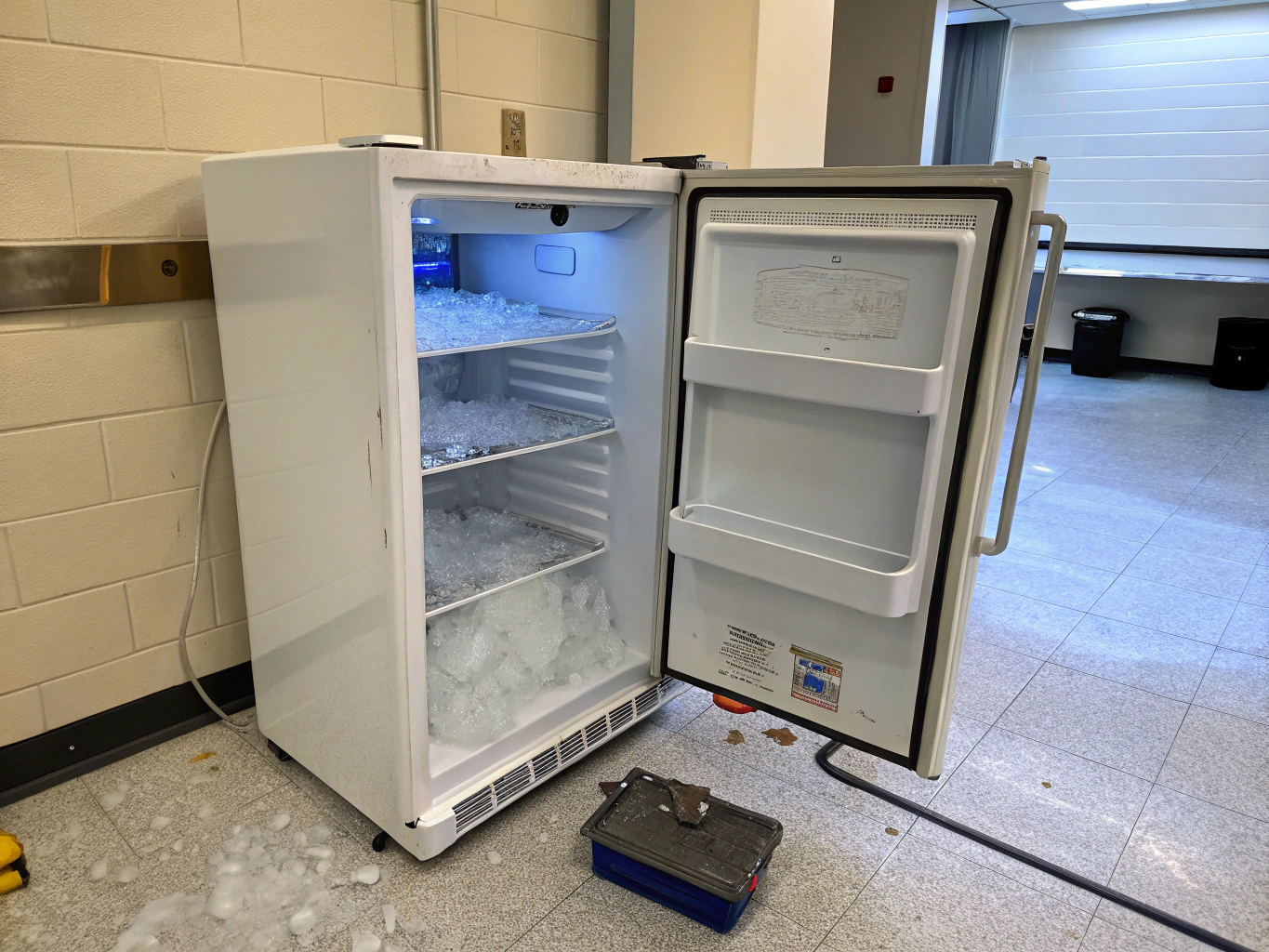 Refrigerators & Freezers drain issue diagnostics in Kennesaw